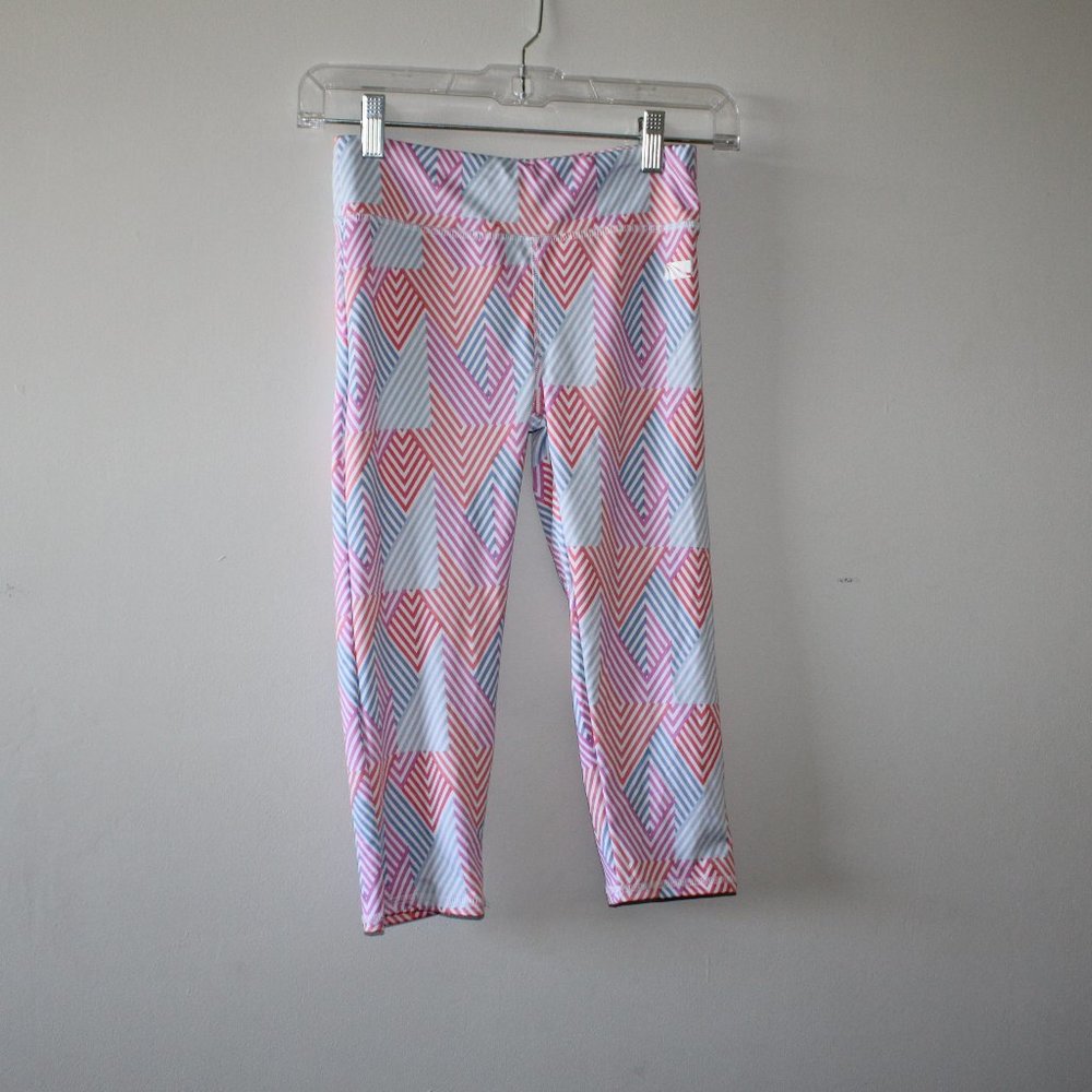Marika Girls Sports Capris Leggings Size Medium 10/12